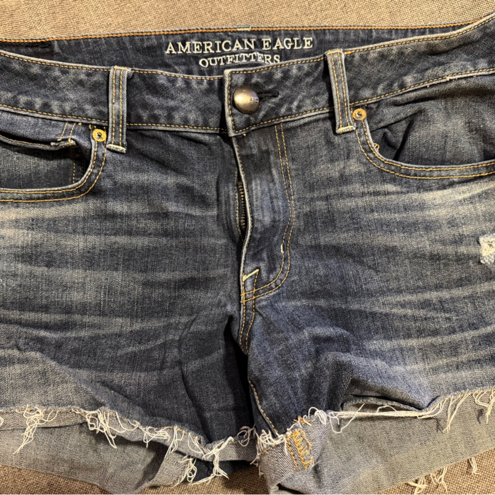American Eagle Outfitters Women's Blue Denim Shorts